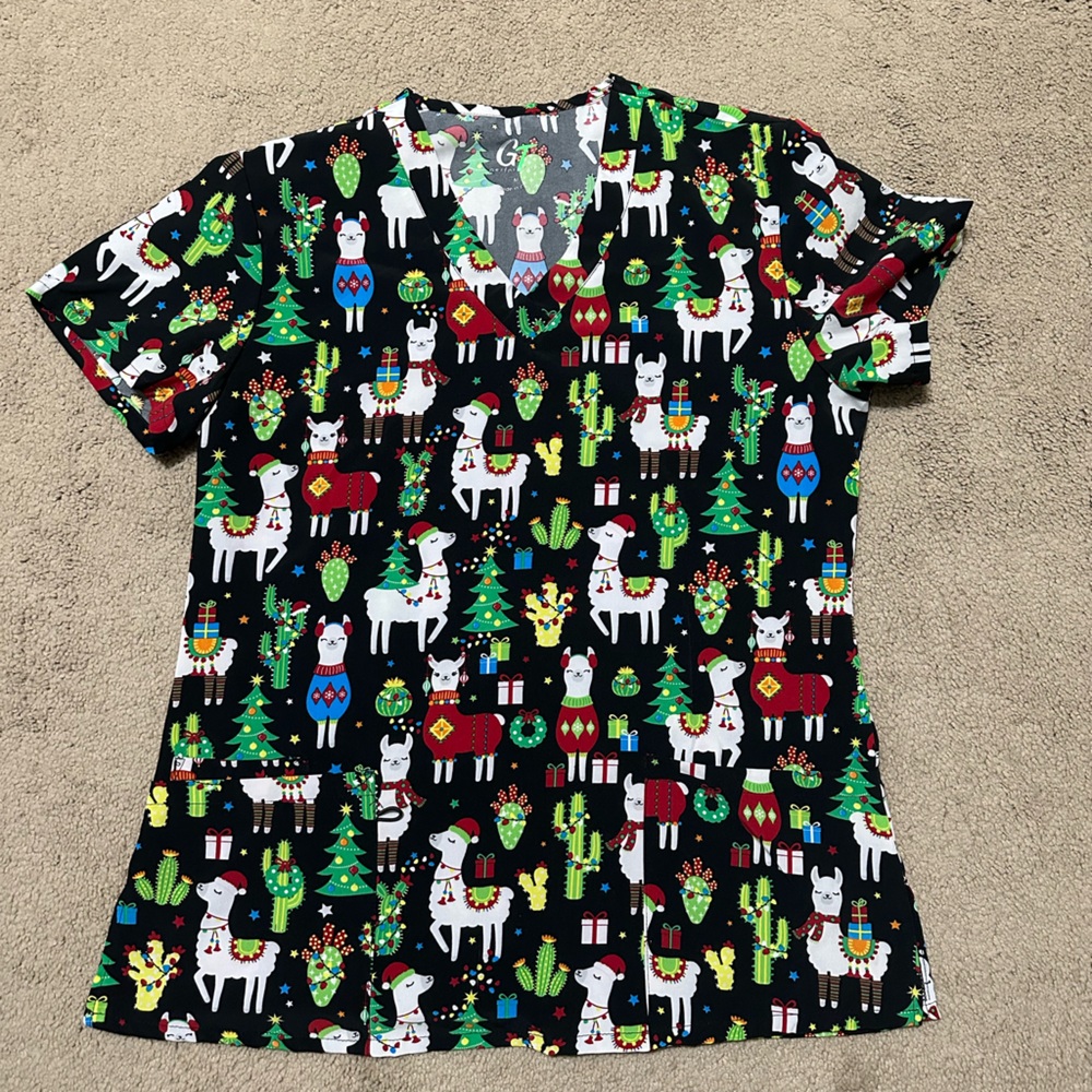 GT Performance Print Scrub Top